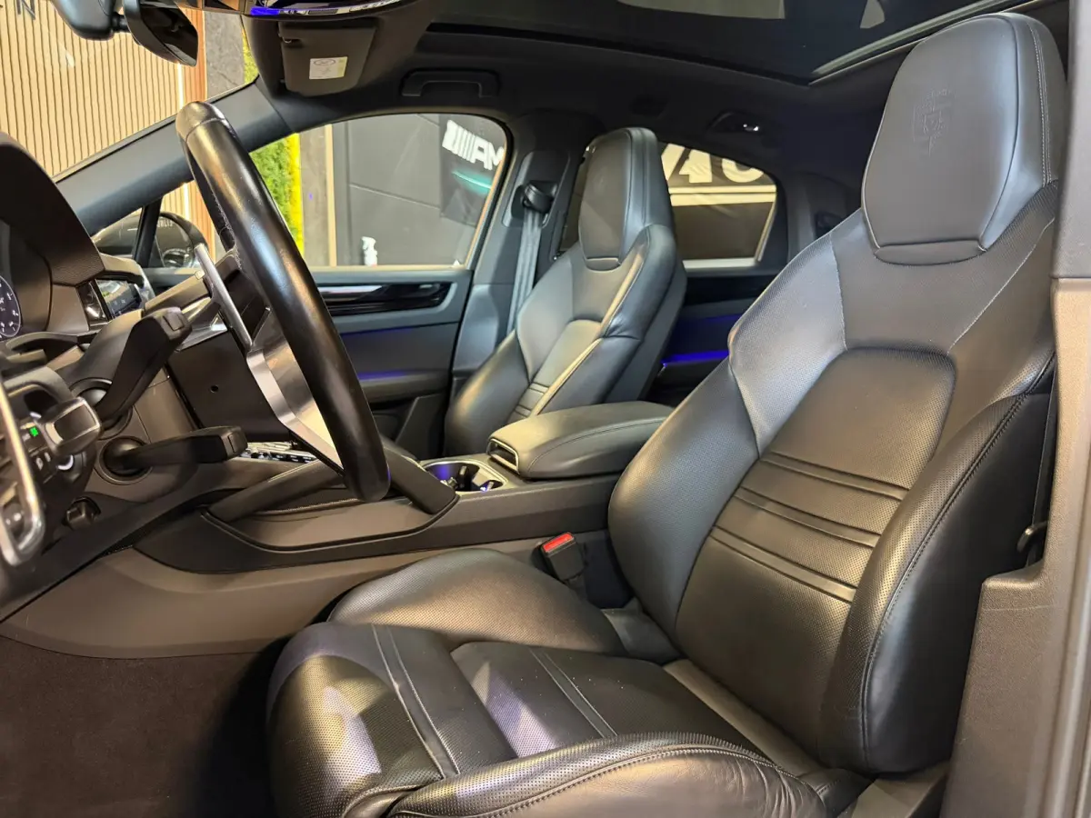 3.0 E-Hybrid PANO|BOSE|SOFTCLOSE|SPORTUITLAAT|KEYLESS|360 CAMERA|TREKHAAK|BOSE|22 INCH|90%SOH|BOMVOL!