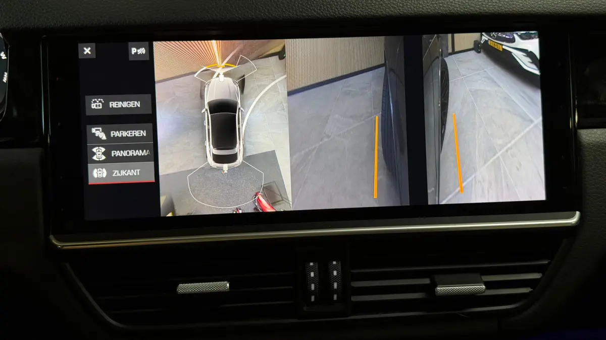 3.0 E-Hybrid PANO|BOSE|SOFTCLOSE|SPORTUITLAAT|KEYLESS|360 CAMERA|TREKHAAK|BOSE|22 INCH|90%SOH|BOMVOL!