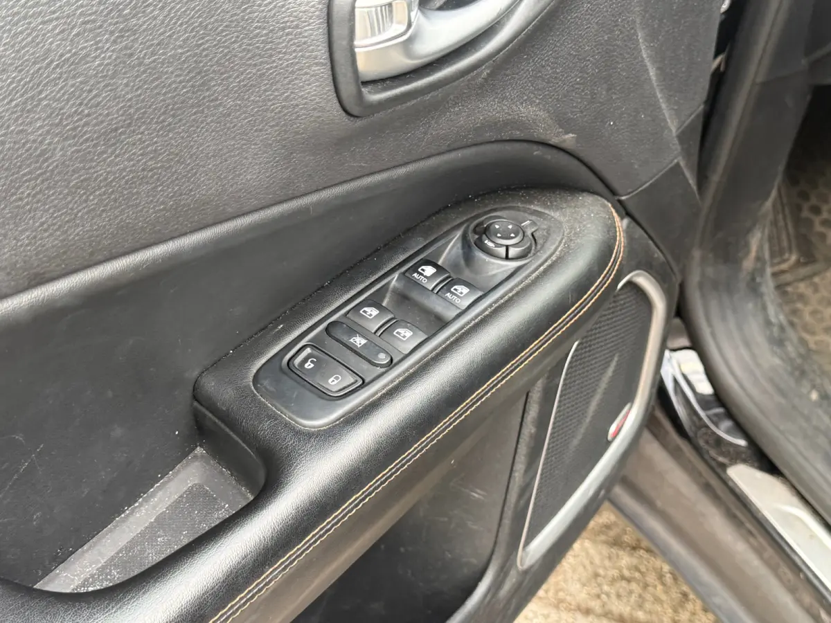 1.4 MultiAir Limited 4x4 EXPORT