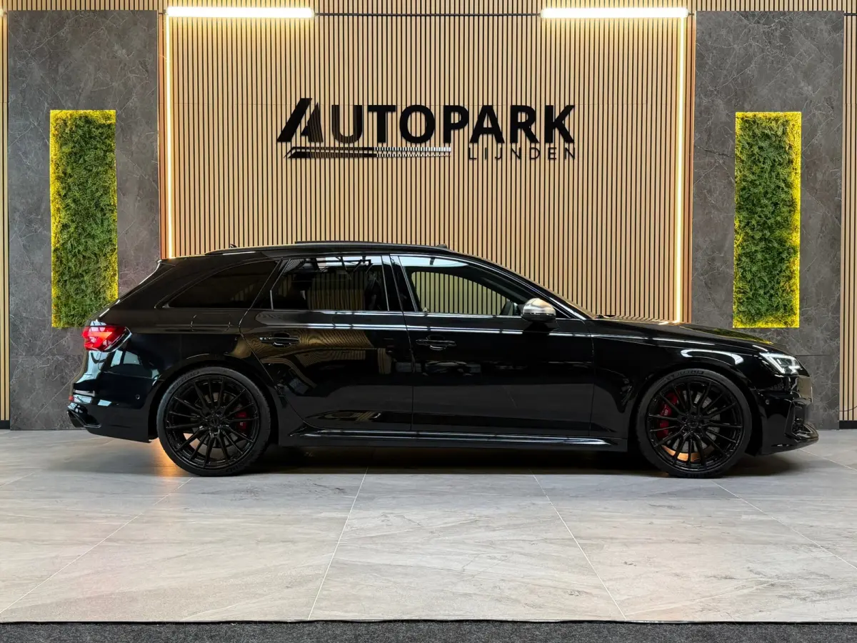 2.9 TFSI RS 4 quattro PANO|B&O|HuD|360 CAMERA|DYNAMIC|MATRIX|MEMORY|KEYLESS|20 INCH|450PK|SFEERVERLICHTING|BOMVOL!