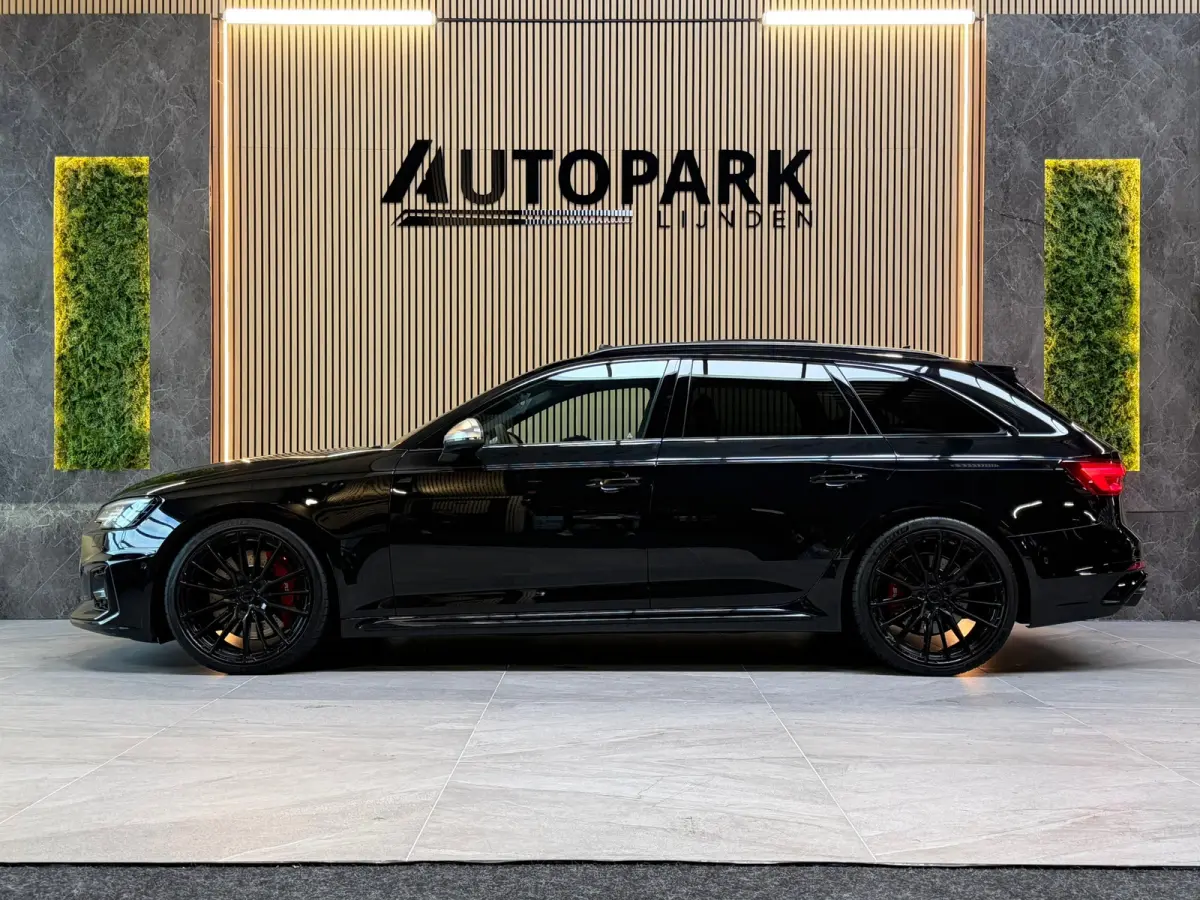2.9 TFSI RS 4 quattro PANO|B&O|HuD|360 CAMERA|DYNAMIC|MATRIX|MEMORY|KEYLESS|20 INCH|450PK|SFEERVERLICHTING|BOMVOL!
