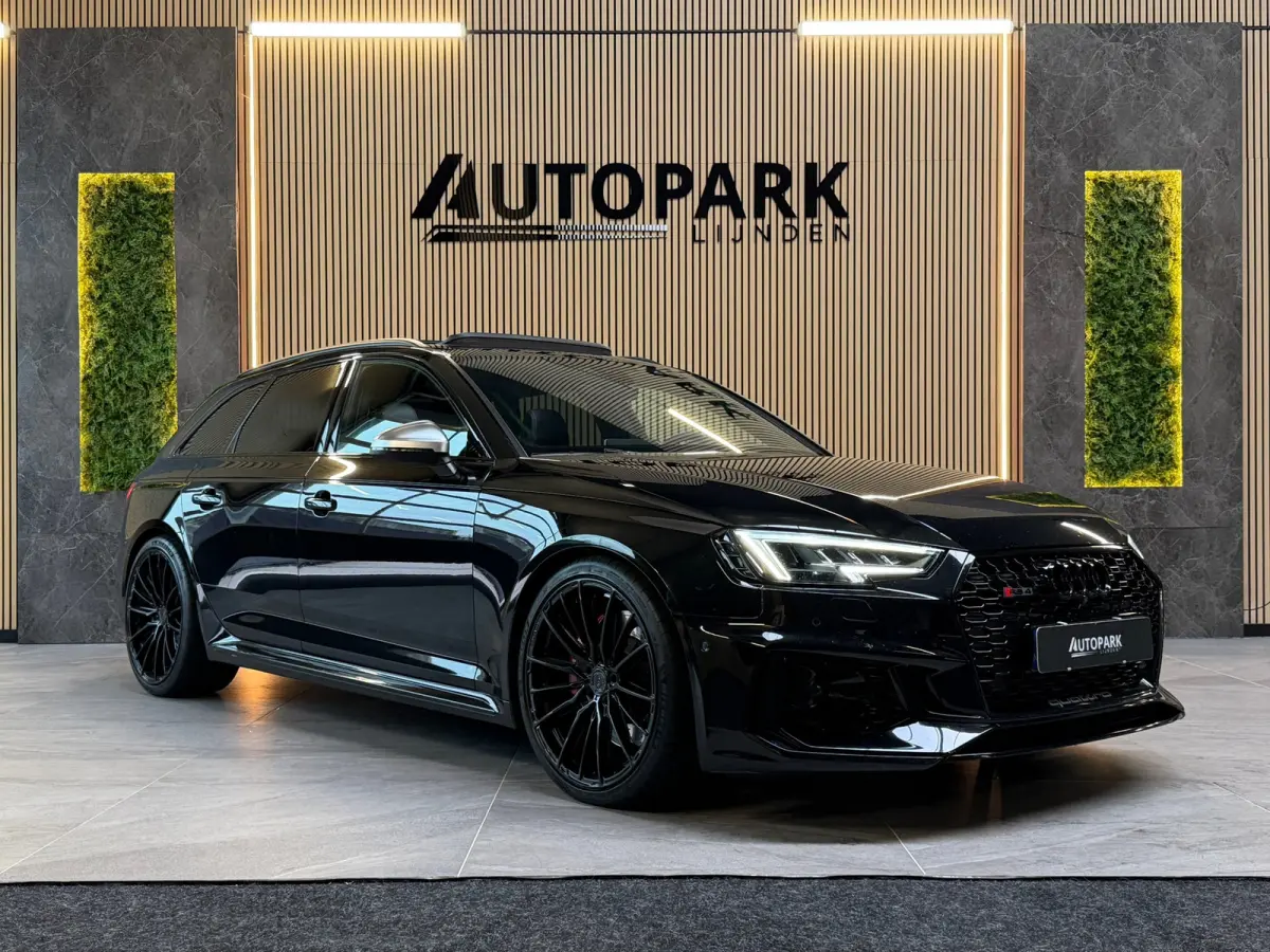 2.9 TFSI RS 4 quattro PANO|B&O|HuD|360 CAMERA|DYNAMIC|MATRIX|MEMORY|KEYLESS|20 INCH|450PK|SFEERVERLICHTING|BOMVOL!