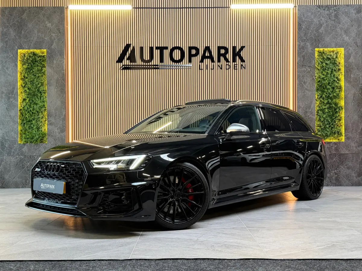 2.9 TFSI RS 4 quattro PANO|B&O|HuD|360 CAMERA|DYNAMIC|MATRIX|MEMORY|KEYLESS|20 INCH|450PK|SFEERVERLICHTING|BOMVOL!