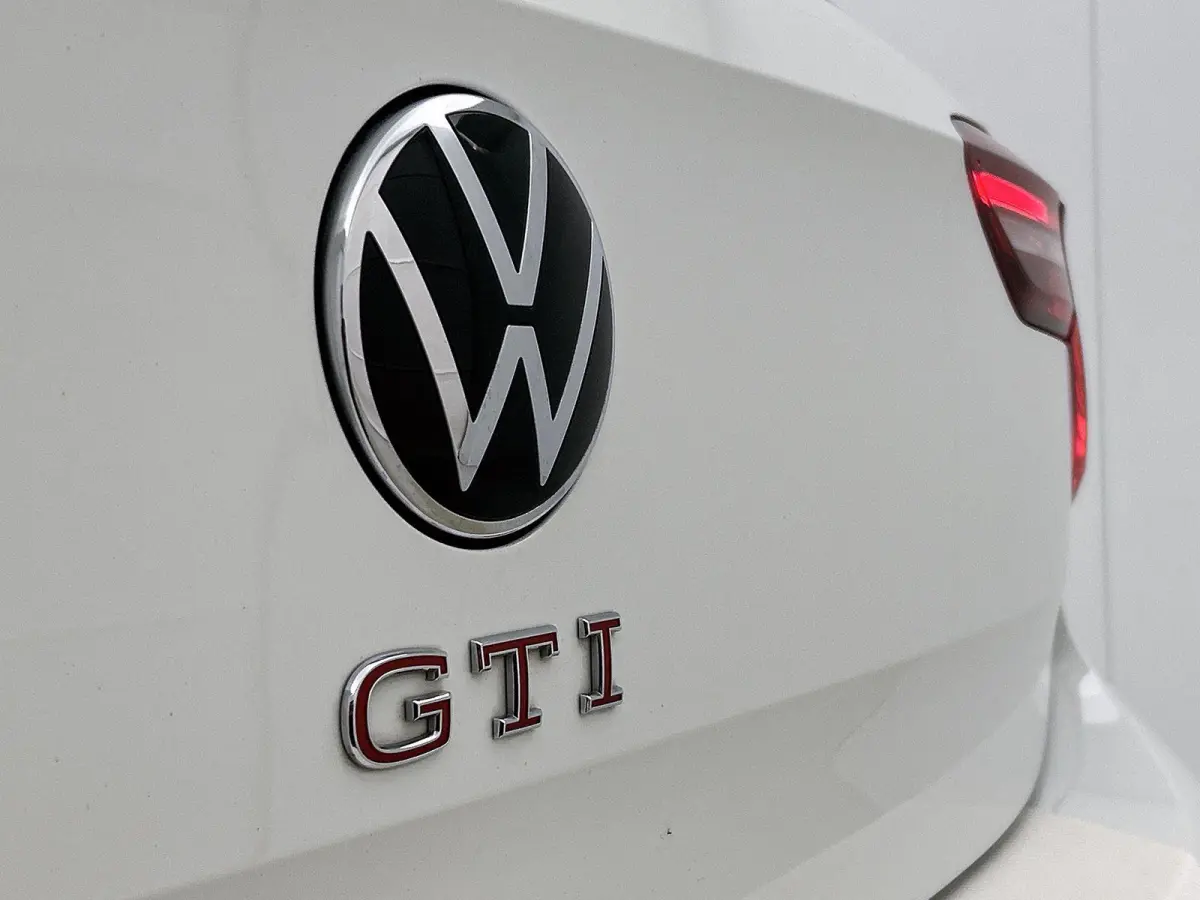 2.0 TSI GTI | 207 PK | Automaat | Apple Carplay / Android Auto | Stoelverwarming | Adaptieve Cruise Control | Parkeersensoren |