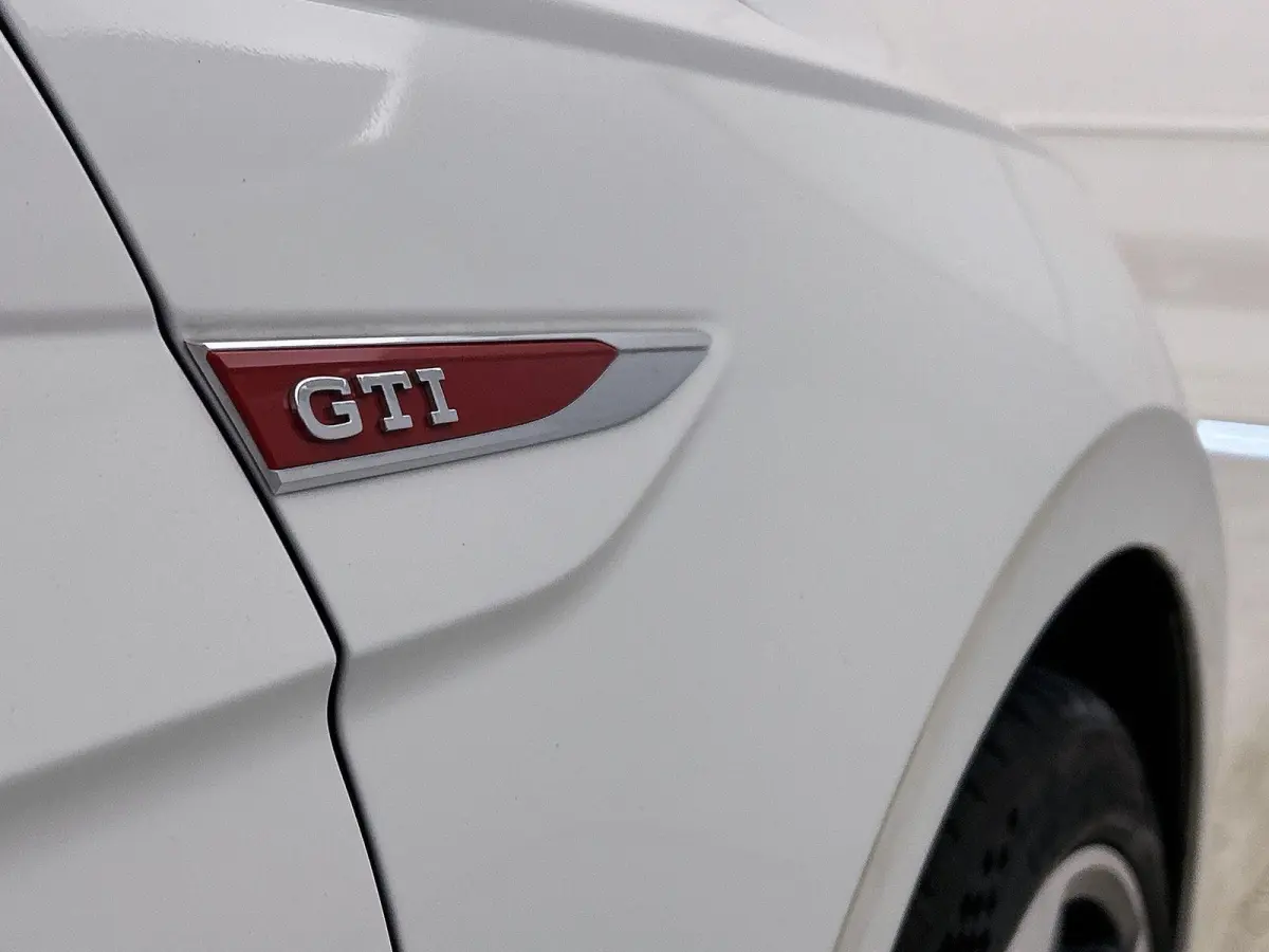 2.0 TSI GTI | 207 PK | Automaat | Apple Carplay / Android Auto | Stoelverwarming | Adaptieve Cruise Control | Parkeersensoren |