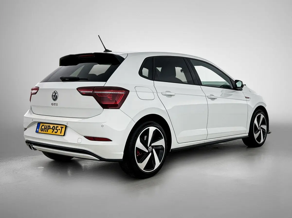 2.0 TSI GTI | 207 PK | Automaat | Apple Carplay / Android Auto | Stoelverwarming | Adaptieve Cruise Control | Parkeersensoren |