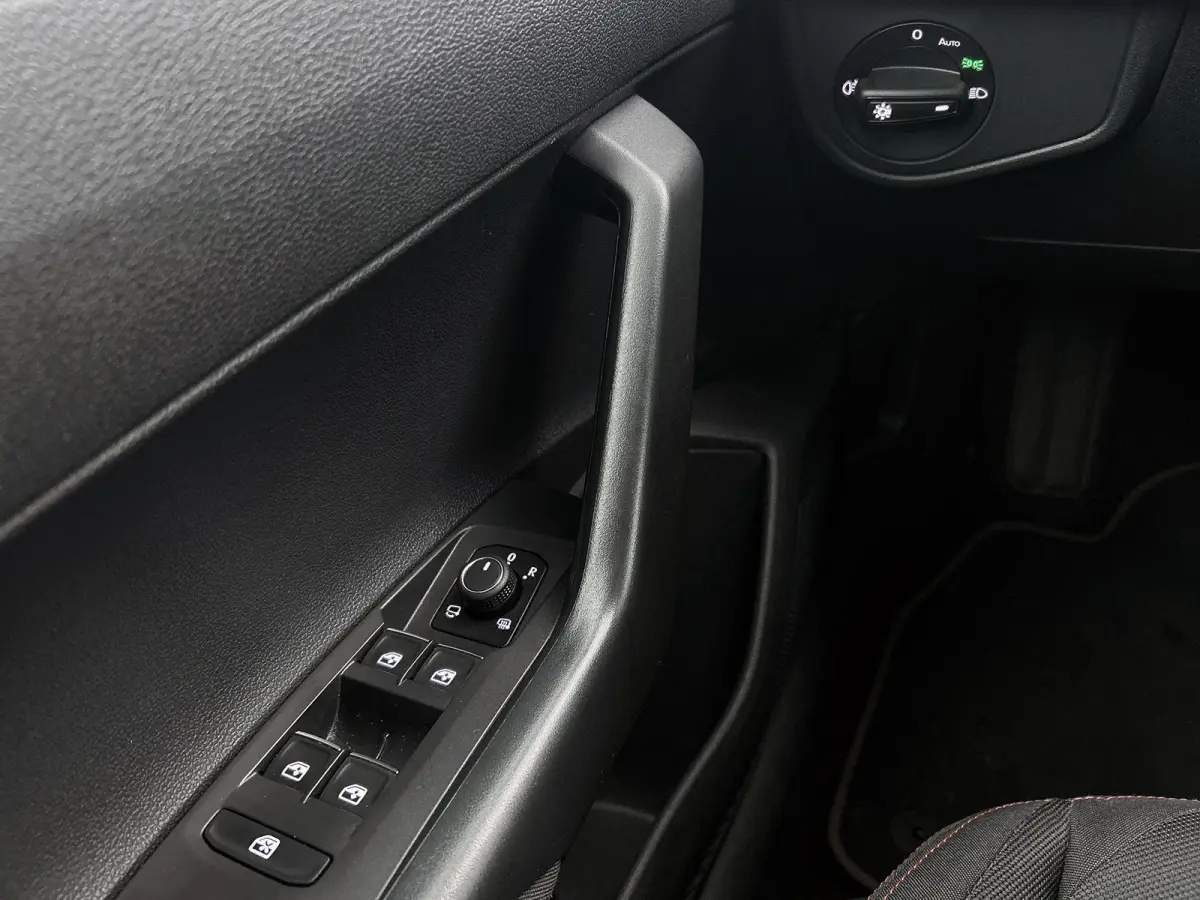 2.0 TSI GTI | 207 PK | Automaat | Apple Carplay / Android Auto | Stoelverwarming | Adaptieve Cruise Control | Parkeersensoren |