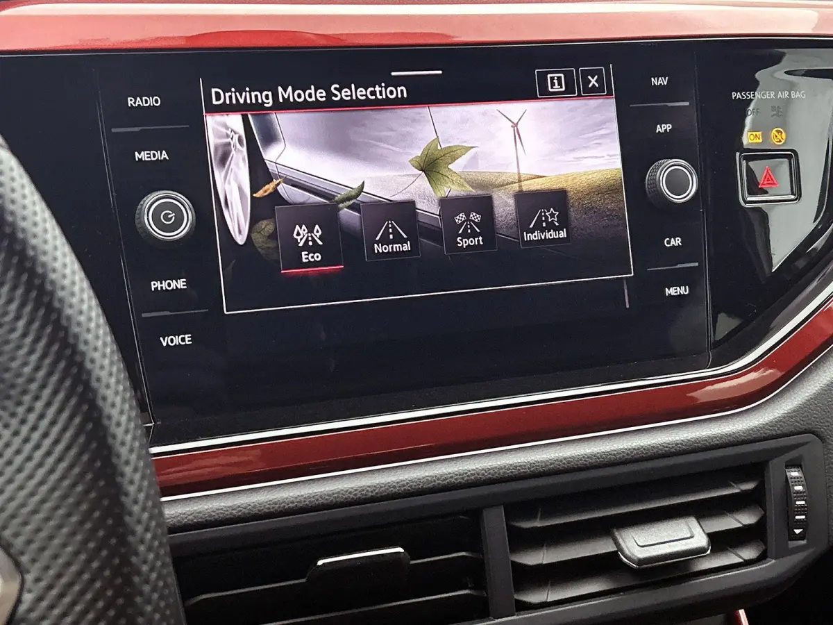 2.0 TSI GTI | 207 PK | Automaat | Apple Carplay / Android Auto | Stoelverwarming | Adaptieve Cruise Control | Parkeersensoren |