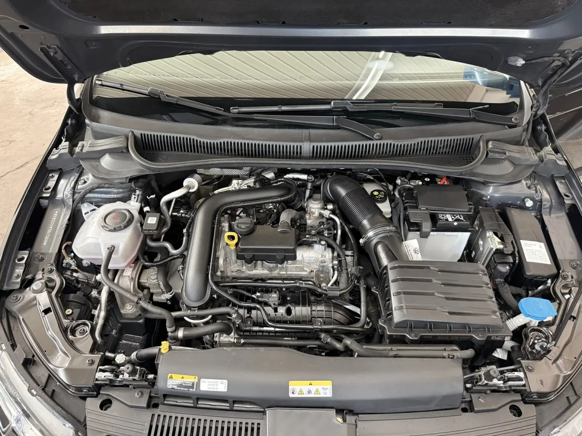 1.0 TSI Life Edition, Apple Carplay/Android auto Navigatie, Adaptieve cruise control