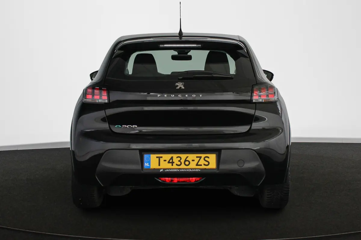 EV Active 50 kWh Apple CarPlay Airco