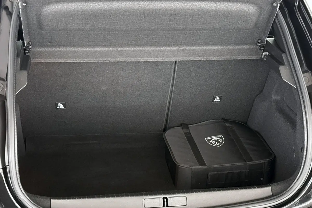 EV Active 50 kWh Apple CarPlay Airco