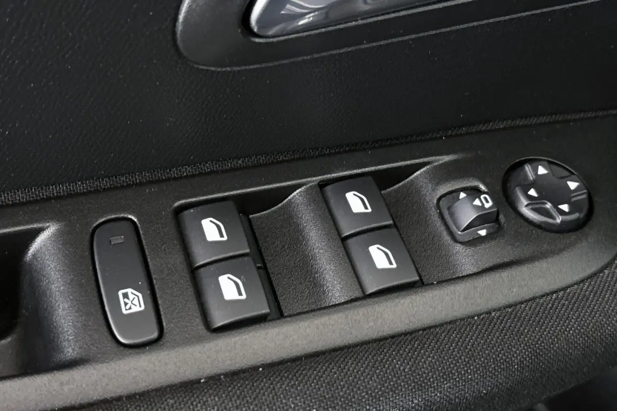 EV Active 50 kWh Apple CarPlay Airco