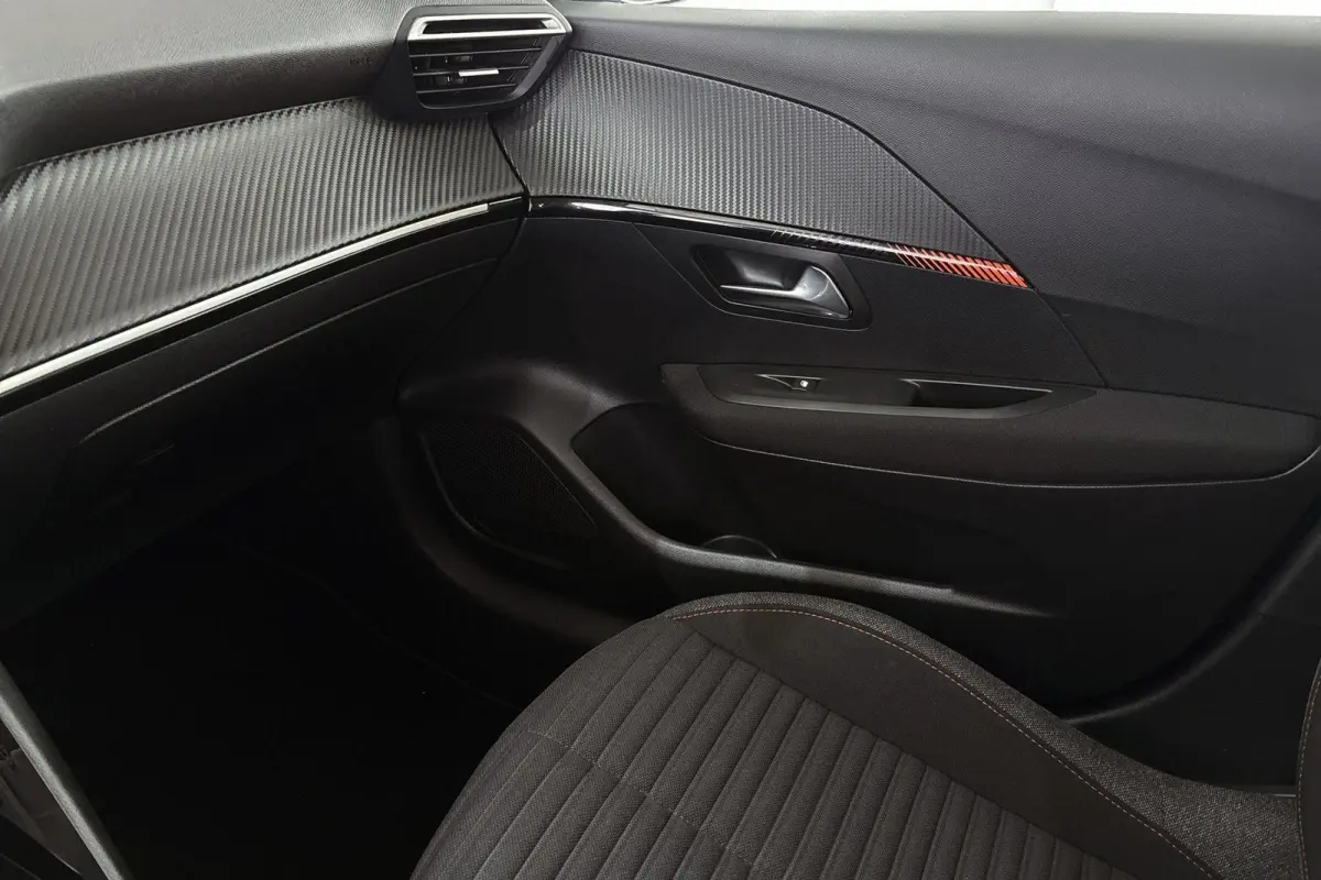 EV Active 50 kWh Apple CarPlay Airco
