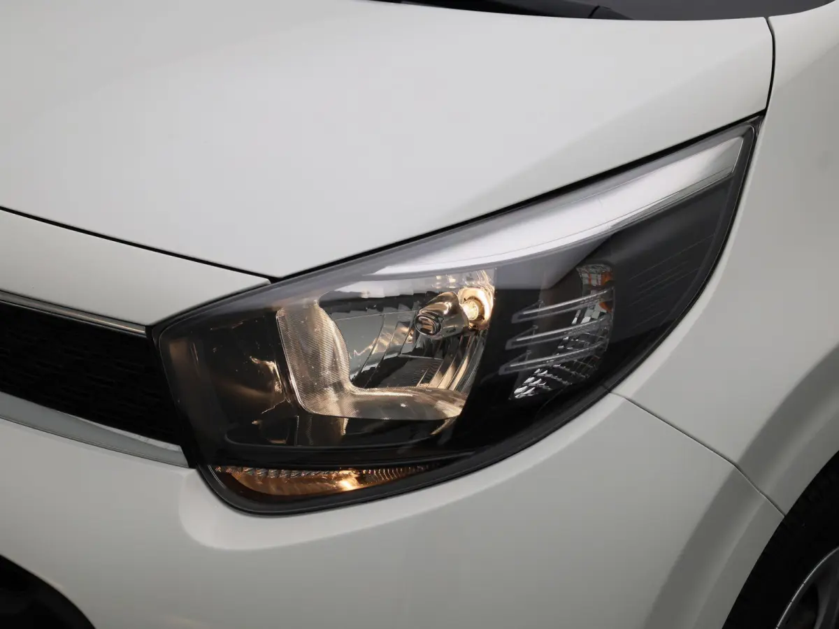 1.0 DPi ComfortLine | Automaat | Airconditioning | Bluetooth | Elektrische Ramen |