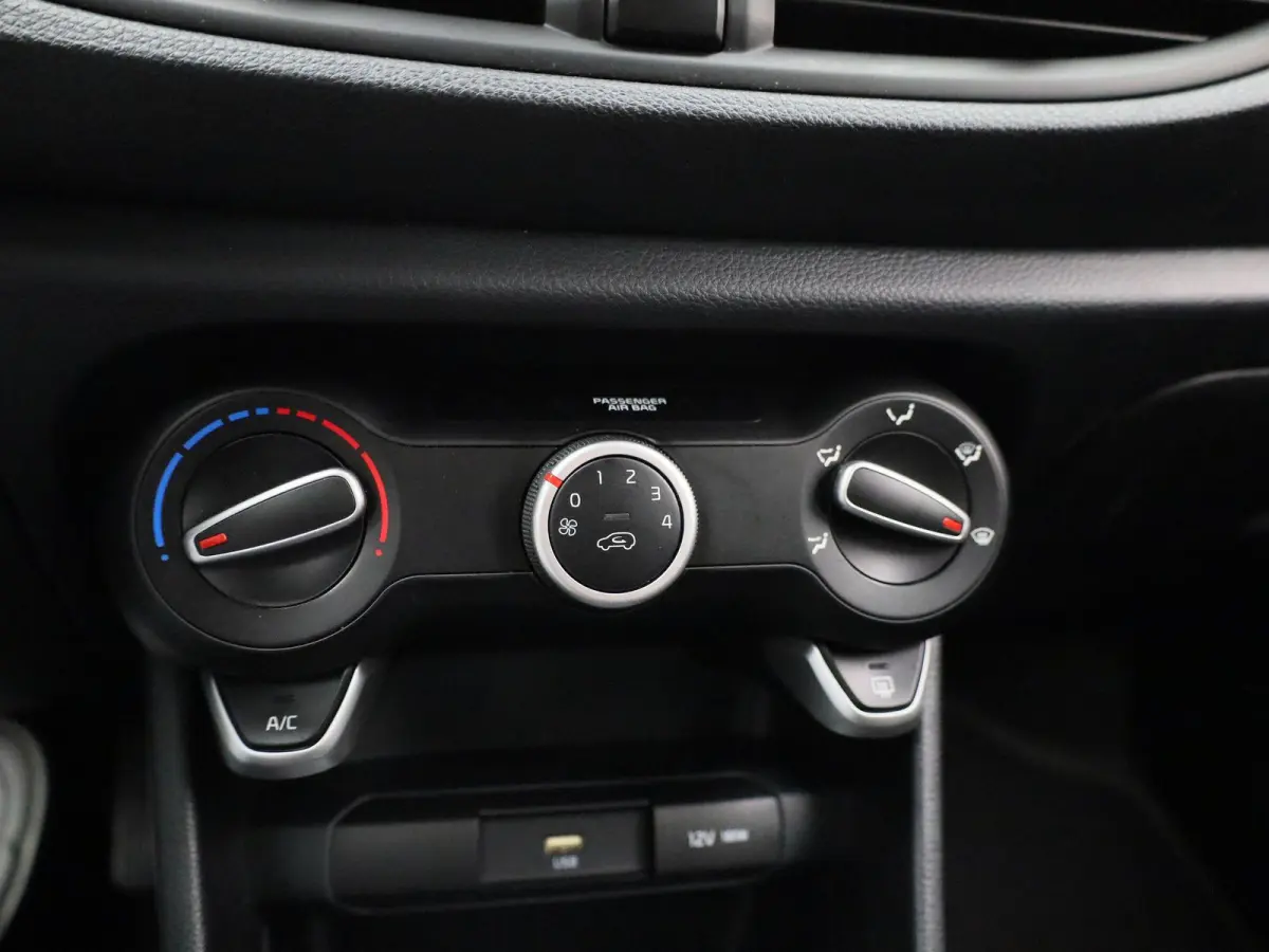 1.0 DPi ComfortLine | Automaat | Airconditioning | Bluetooth | Elektrische Ramen |