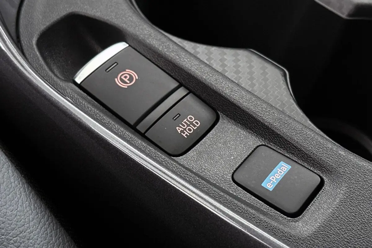 1.6 Hybrid N-Design Automaat Trekhaak Stoelverwarming Keyless