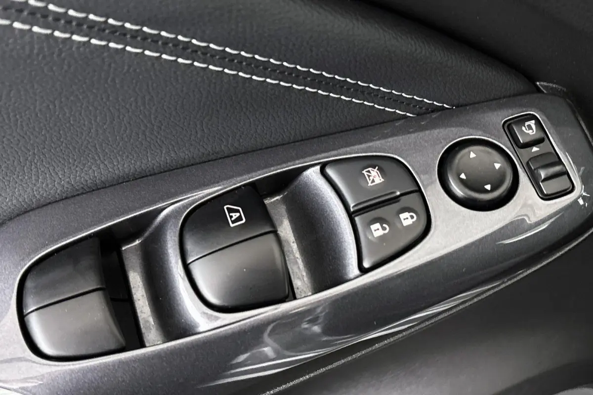 1.6 Hybrid N-Design Automaat Trekhaak Stoelverwarming Keyless