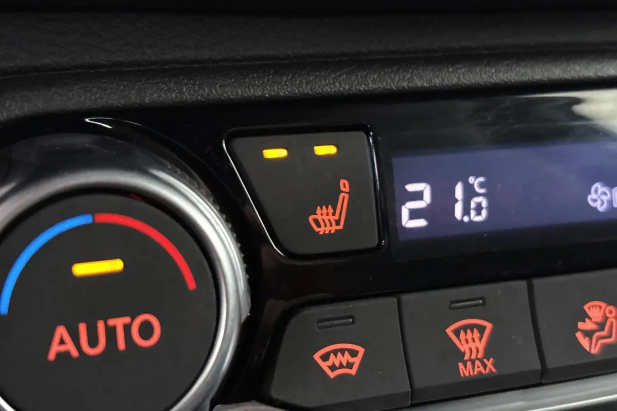 1.6 Hybrid N-Design Automaat Trekhaak Stoelverwarming Keyless