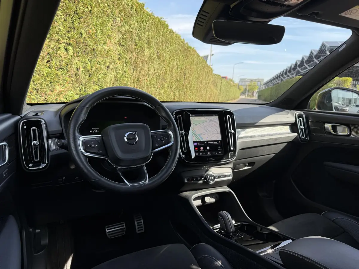 P8 AWD R-Design