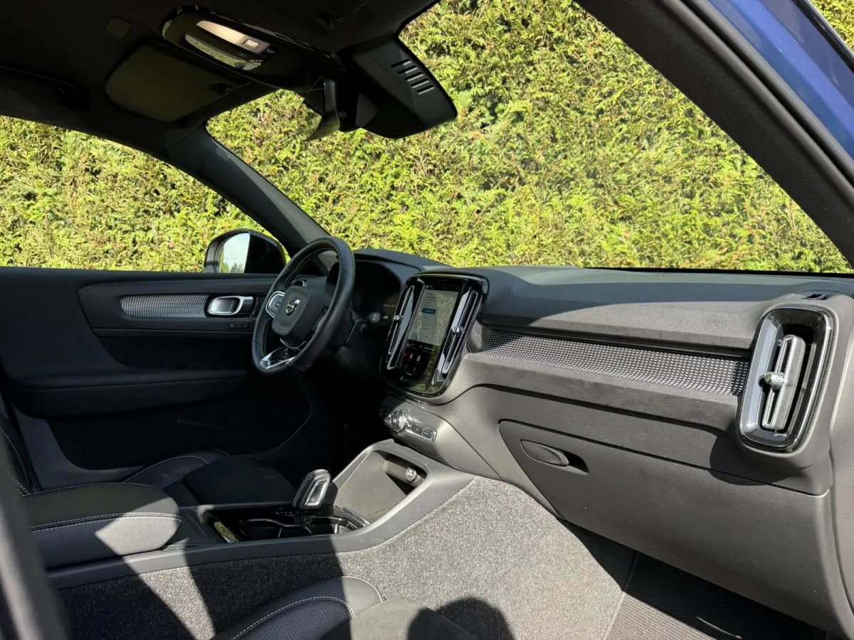 P8 AWD R-Design