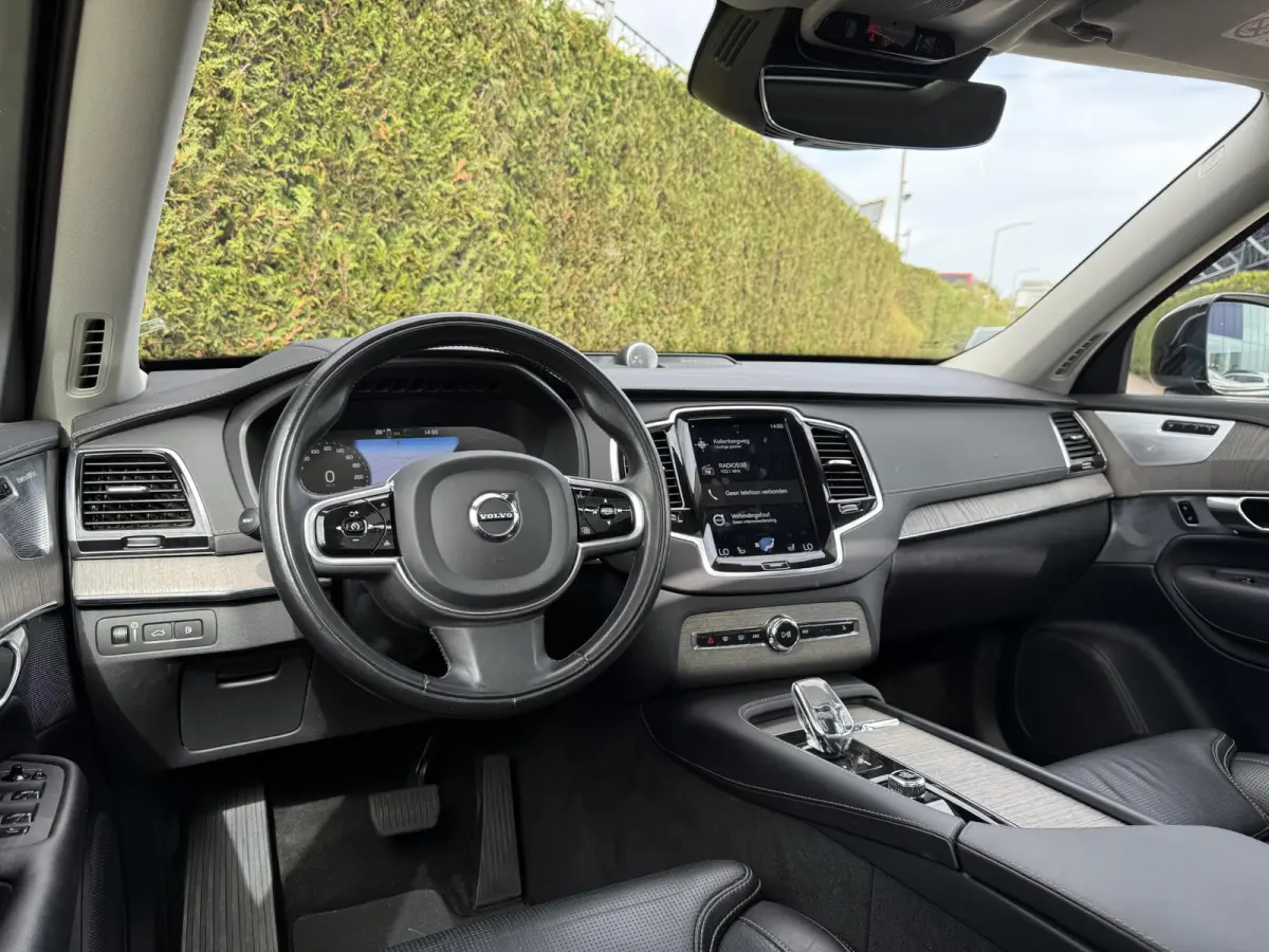 T8 Recharge AWD Inscription B&W Audio Luchtvering