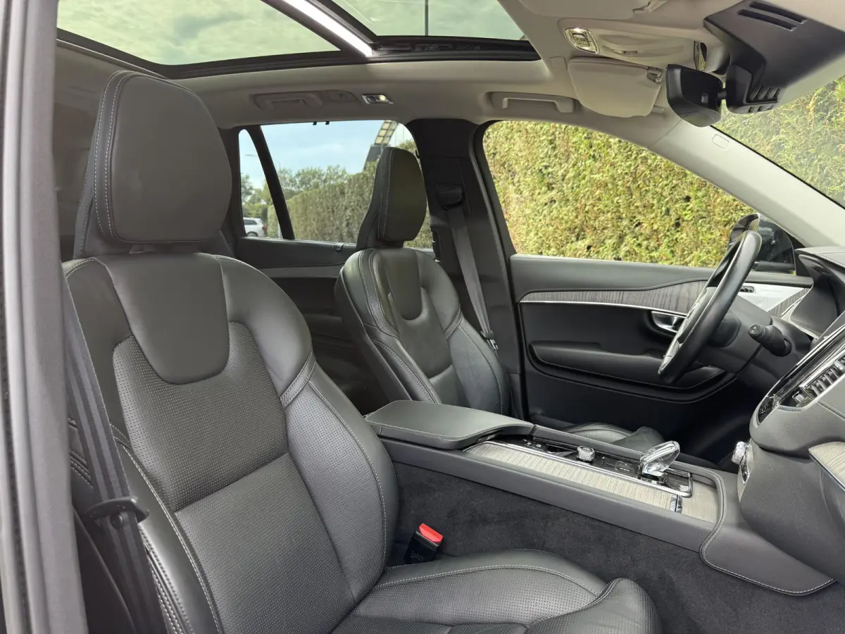 T8 Recharge AWD Inscription B&W Audio Luchtvering
