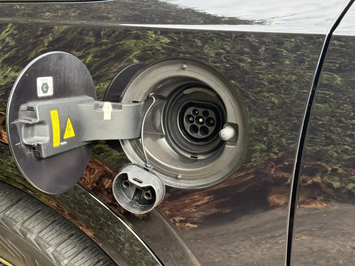 T8 Recharge AWD Inscription B&W Audio Luchtvering