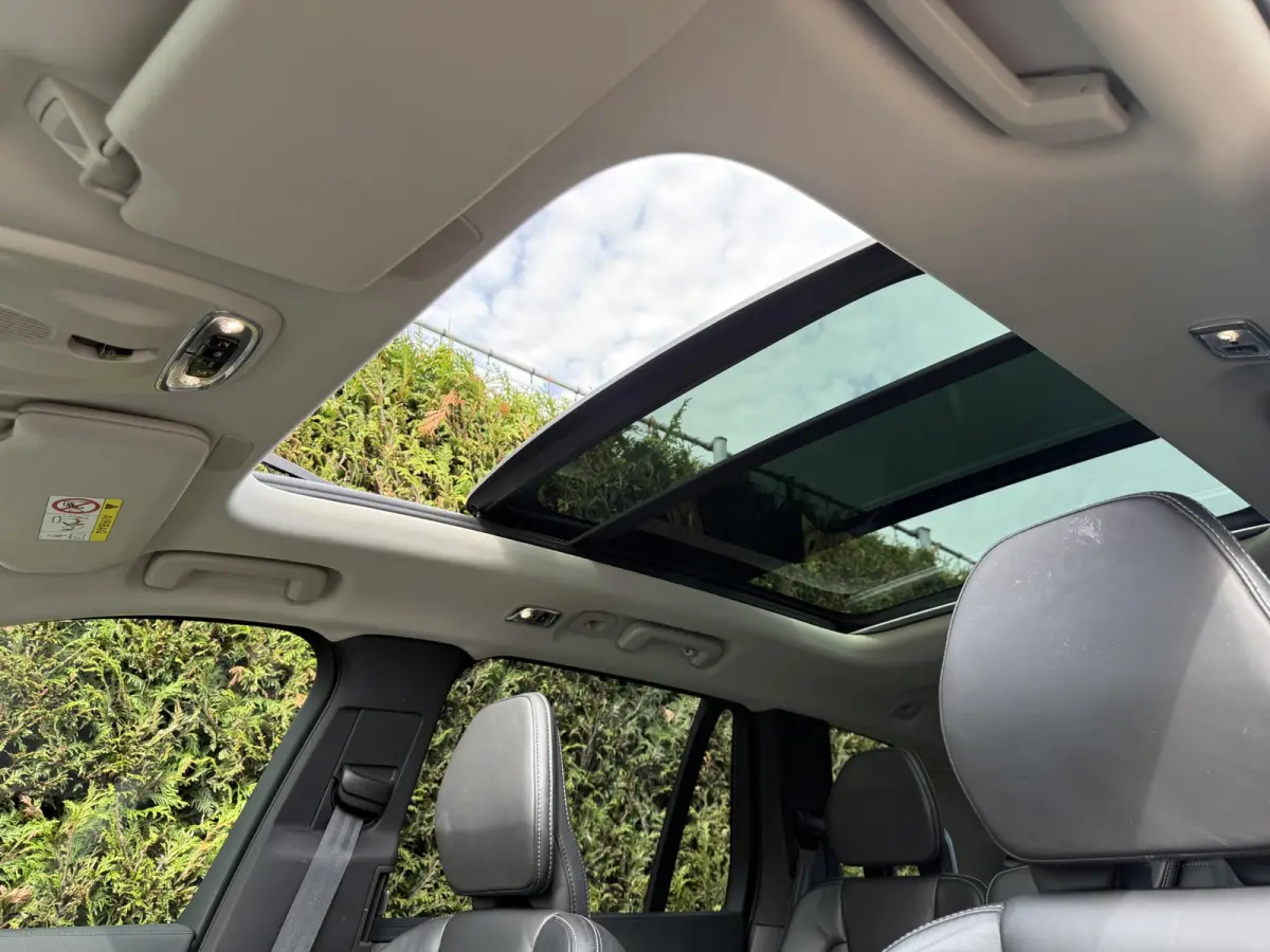 T8 Recharge AWD Inscription B&W Audio Luchtvering