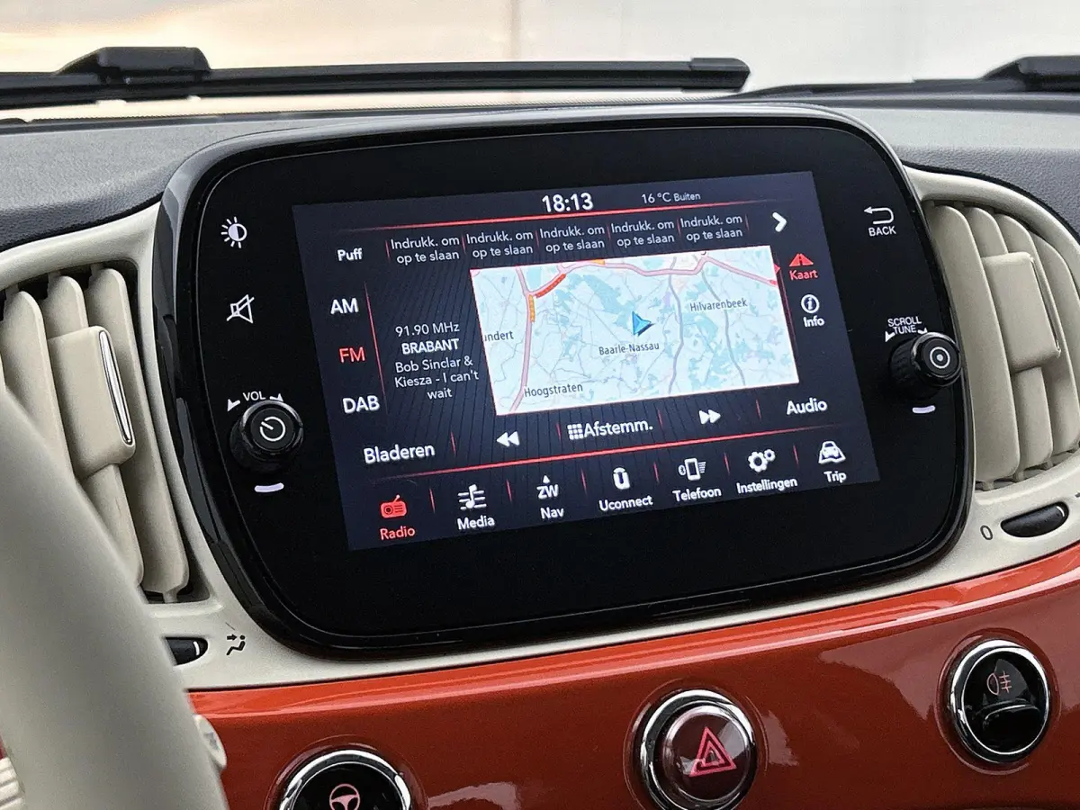 1.0 Hybrid Cult | Airco | Navigatie | Lichtmetalen velgen