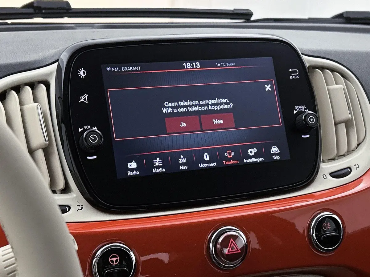 1.0 Hybrid Cult | Airco | Navigatie | Lichtmetalen velgen
