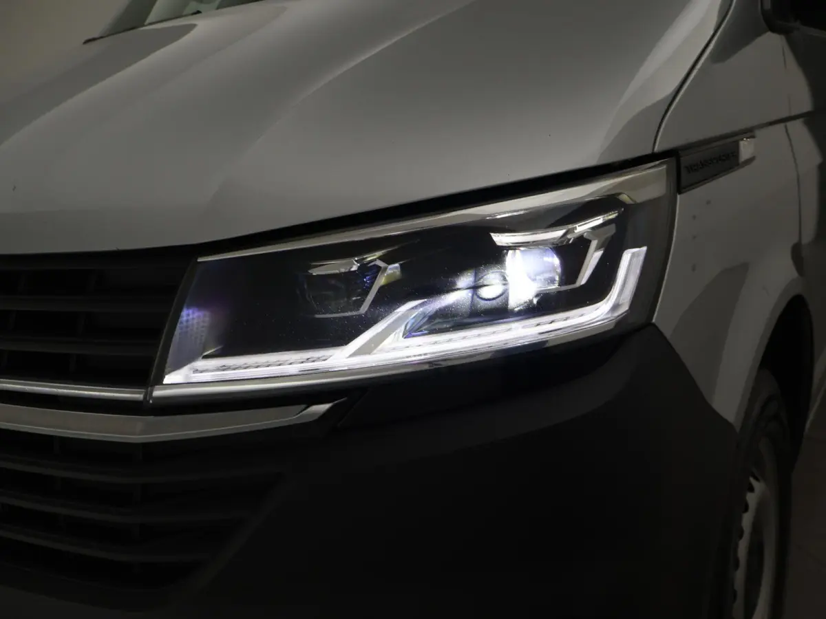 2.0 TDI L2H1 150 PK DSG AUT. + WP INRICHTING | GLOBELYST 4 | STANDKACHEL | ADAPTIVE CRUISE | CARPLAY | LED | STOELVERW.