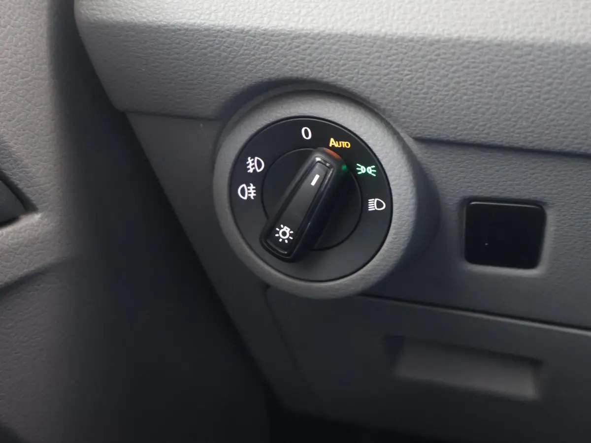 2.0 TDI L2H1 150 PK DSG AUT. + WP INRICHTING | GLOBELYST 4 | STANDKACHEL | ADAPTIVE CRUISE | CARPLAY | LED | STOELVERW.
