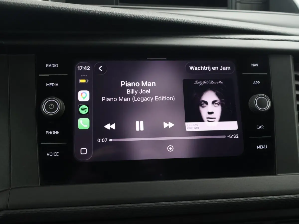 2.0 TDI L2H1 150 PK DSG AUT. + WP INRICHTING | GLOBELYST 4 | STANDKACHEL | ADAPTIVE CRUISE | CARPLAY | LED | STOELVERW.