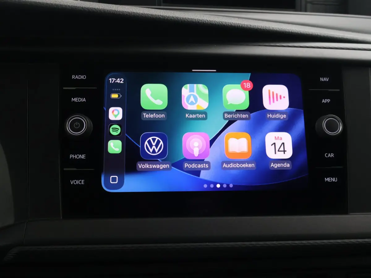 2.0 TDI L2H1 150 PK DSG AUT. + WP INRICHTING | GLOBELYST 4 | STANDKACHEL | ADAPTIVE CRUISE | CARPLAY | LED | STOELVERW.