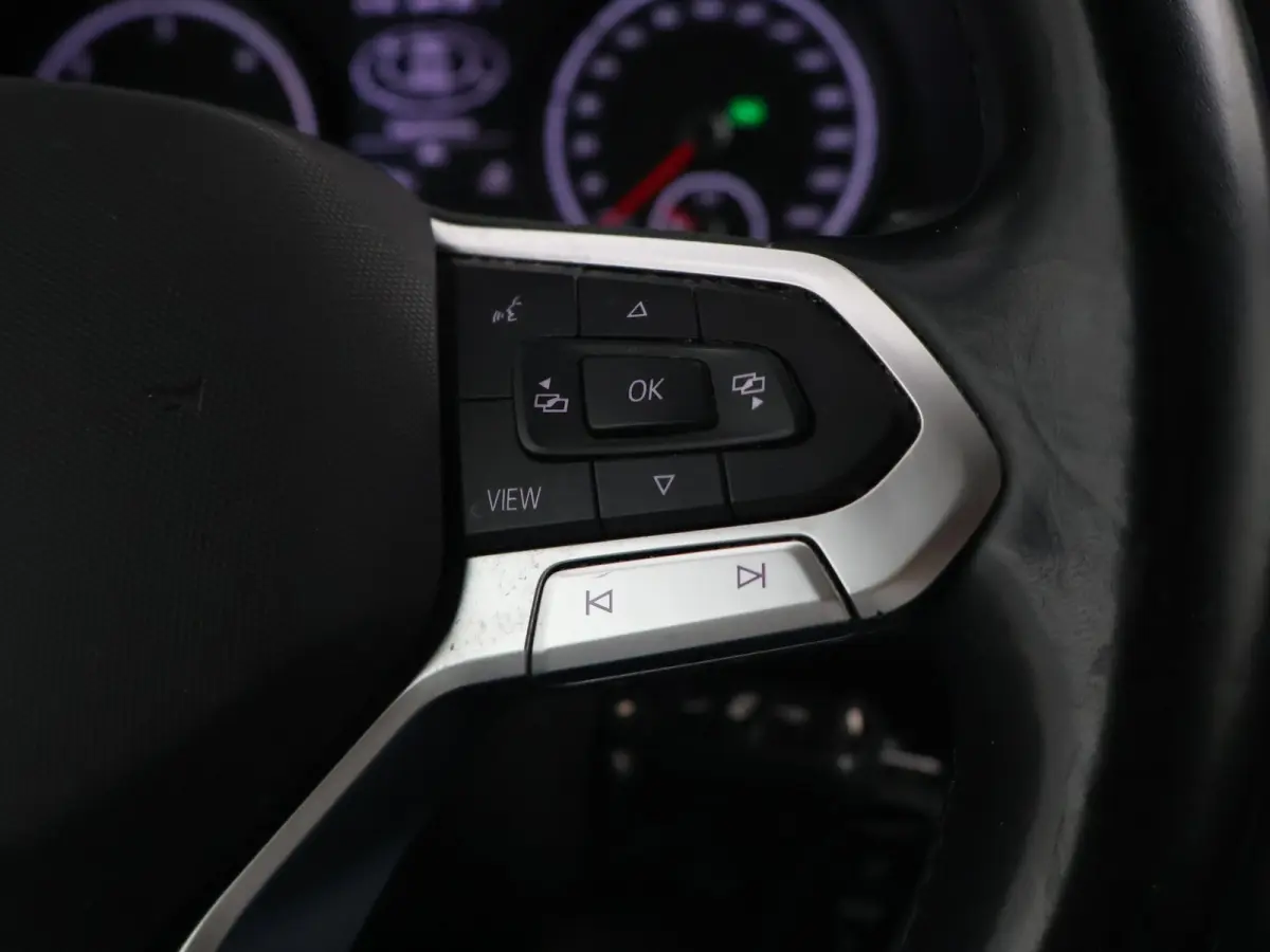 2.0 TDI L2H1 150 PK DSG AUT. + WP INRICHTING | GLOBELYST 4 | STANDKACHEL | ADAPTIVE CRUISE | CARPLAY | LED | STOELVERW.
