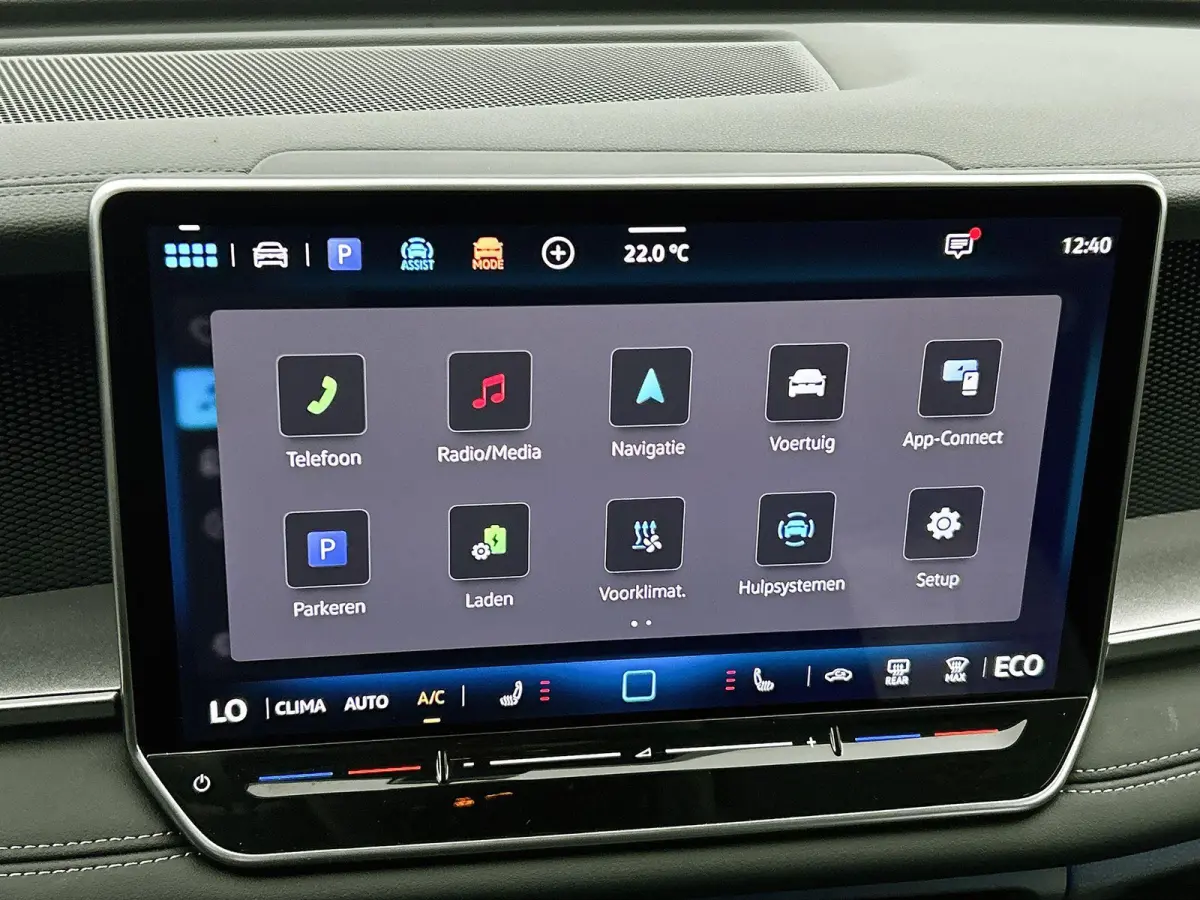 1.5 eHybrid Life Edition | 204 PK | Soh 97% | Apple Carplay / Android Auto | Stoelverwarming | Stuurverwarming | Parkeercamera | Digital Cockpit Pro |