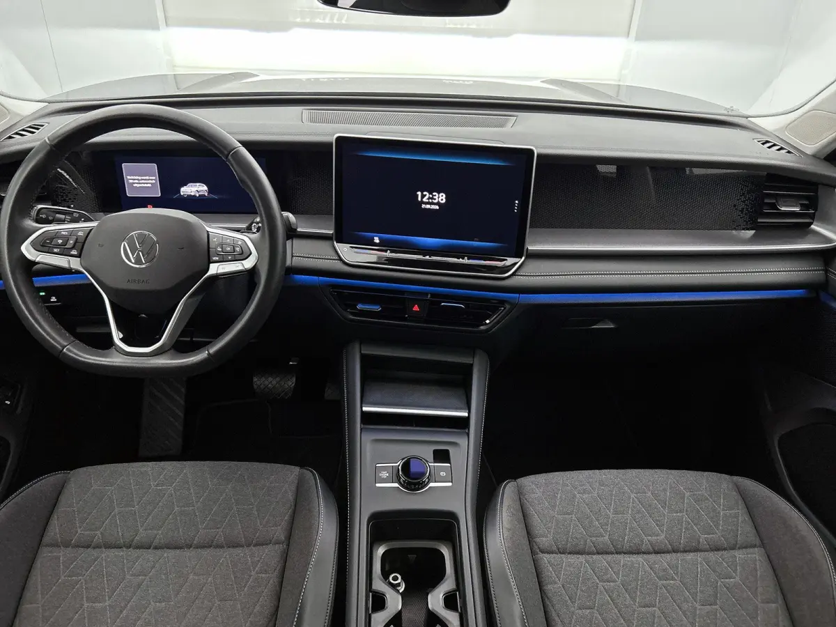 1.5 eHybrid Life Edition | 204 PK | Soh 97% | Apple Carplay / Android Auto | Stoelverwarming | Stuurverwarming | Parkeercamera | Digital Cockpit Pro |