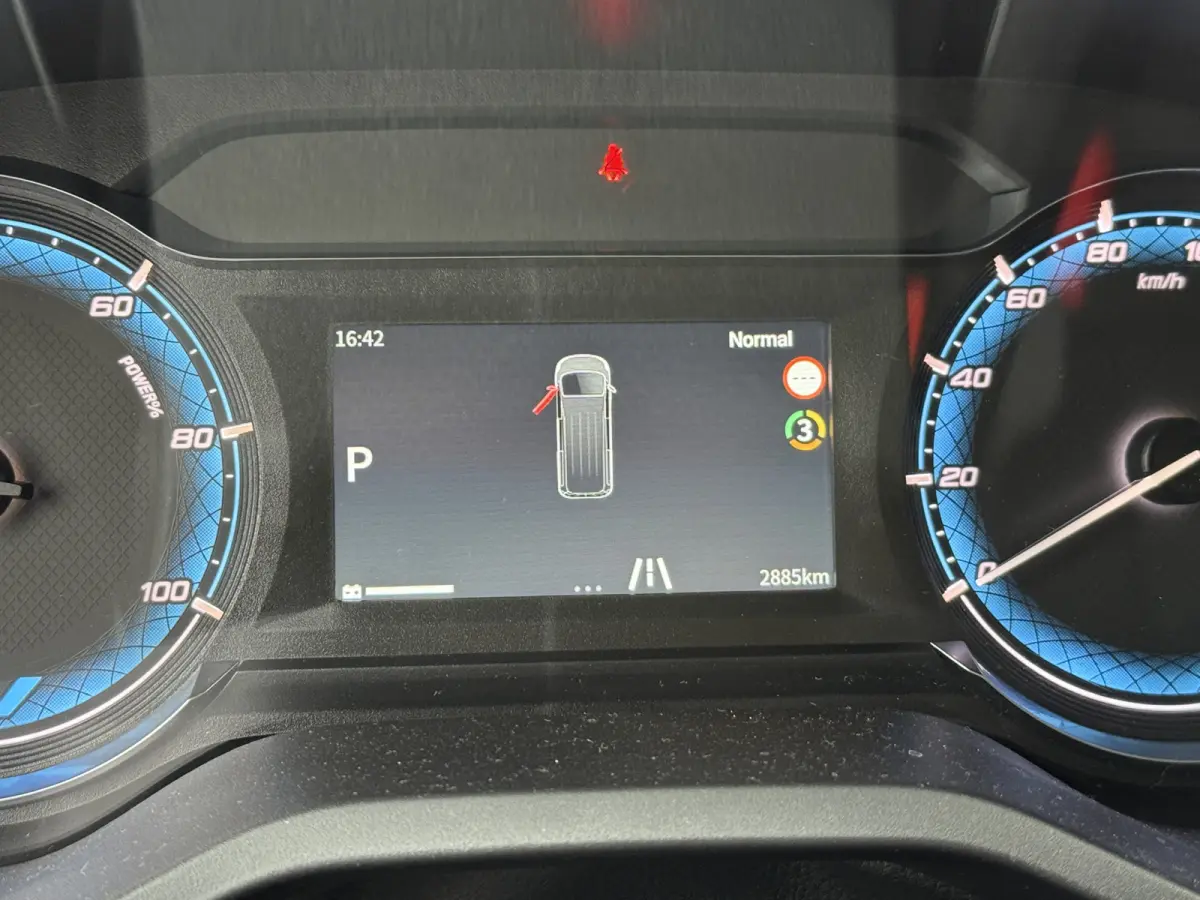 77kWh 204PK Nieuw model! Dubbele Cabine 7 Stoelen 300km WLTP L3H2 Adaptieve Cruise LED Snelladen stoel+stuur verwarming Carplay Camera