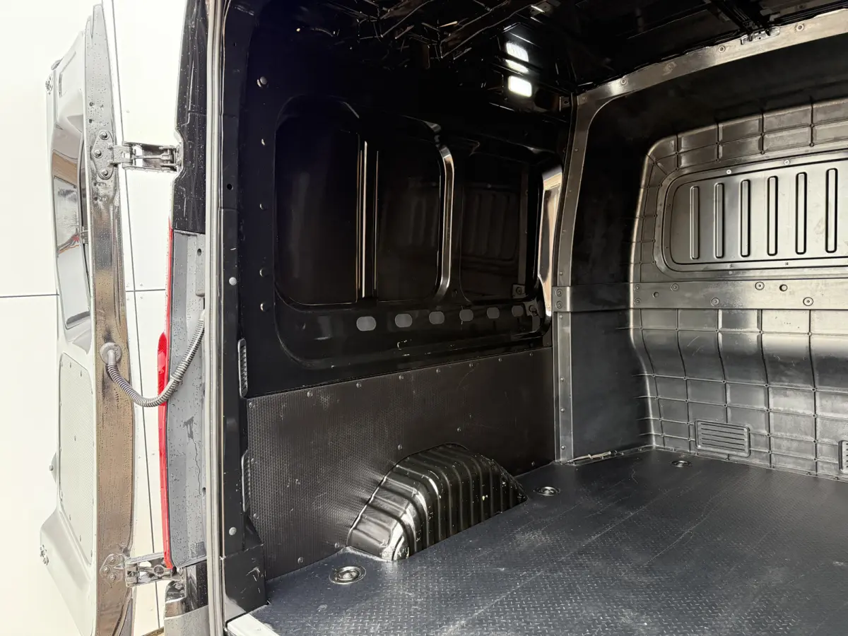 77kWh 204PK Nieuw model! Dubbele Cabine 7 Stoelen 300km WLTP L3H2 Adaptieve Cruise LED Snelladen stoel+stuur verwarming Carplay Camera