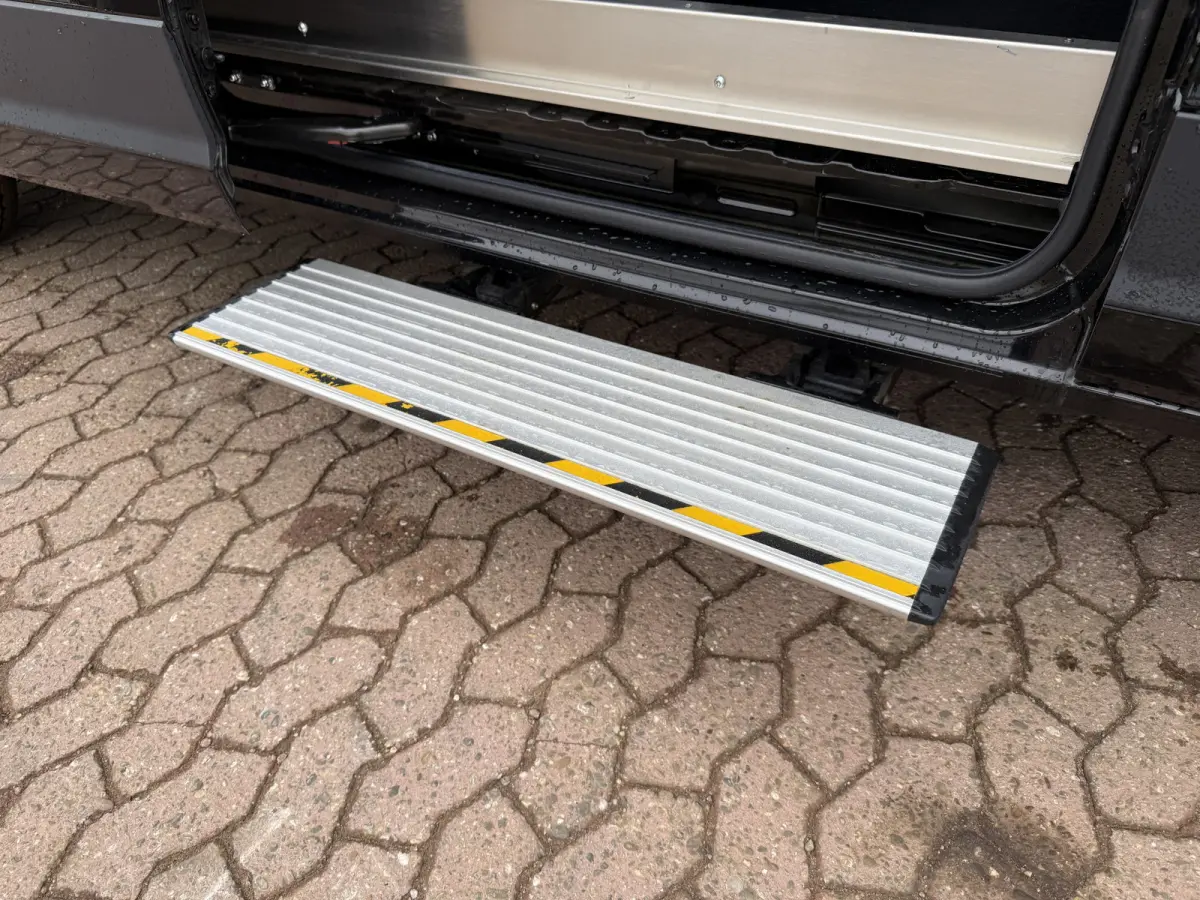77kWh 204PK Nieuw model! Dubbele Cabine 7 Stoelen 300km WLTP L3H2 Adaptieve Cruise LED Snelladen stoel+stuur verwarming Carplay Camera