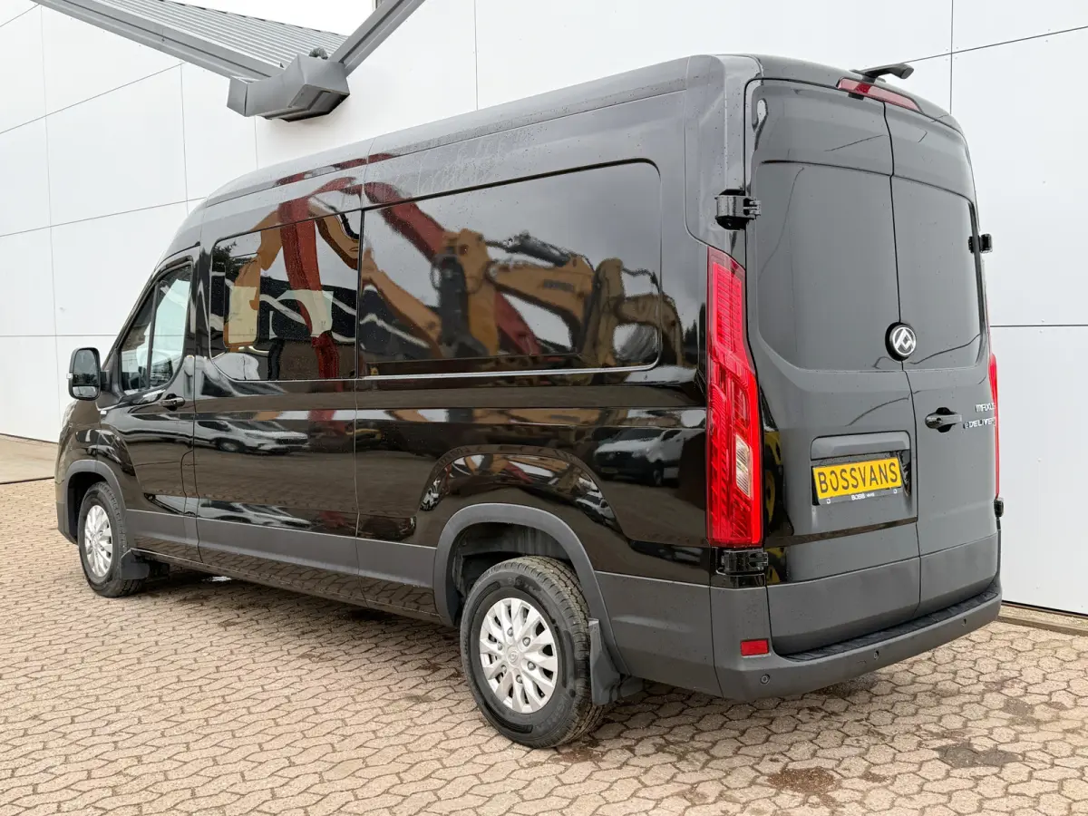 77kWh 204PK Nieuw model! Dubbele Cabine 7 Stoelen 300km WLTP L3H2 Adaptieve Cruise LED Snelladen stoel+stuur verwarming Carplay Camera