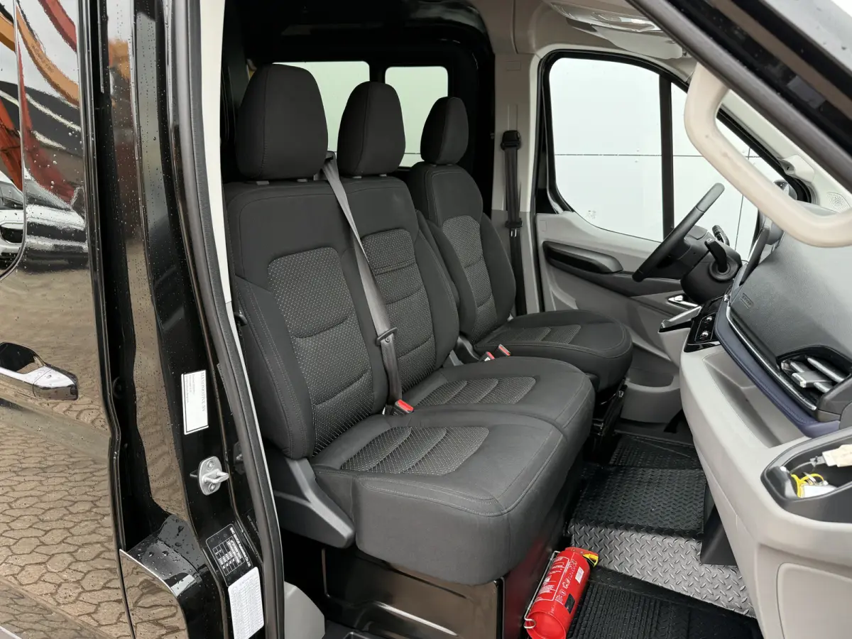 77kWh 204PK Nieuw model! Dubbele Cabine 7 Stoelen 300km WLTP L3H2 Adaptieve Cruise LED Snelladen stoel+stuur verwarming Carplay Camera