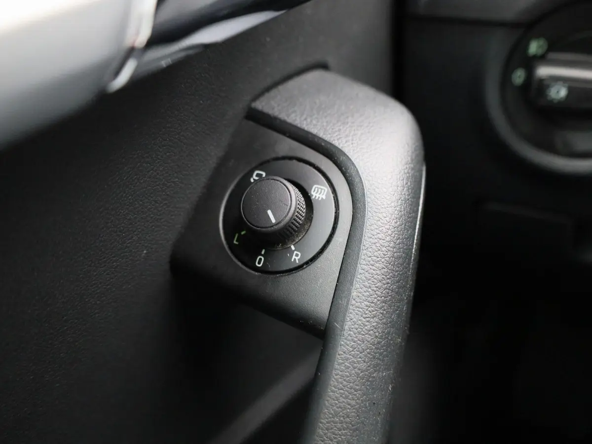 1.0 TSI Greentech Ambition Business | Apple Carplay / Android Auto | Panoramadak | Parkeersensoren |