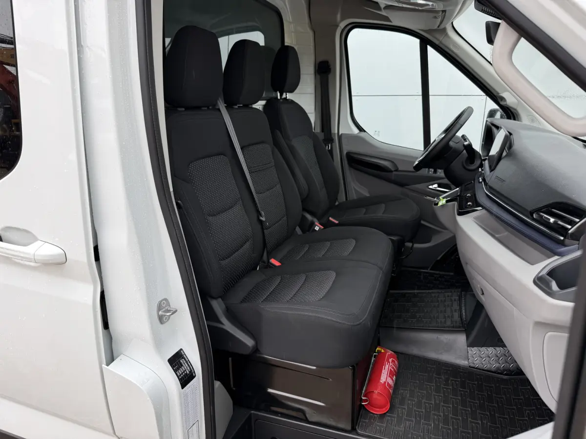 77kWh 204PK Nieuw model! L2H2 Glaspack/Camper 300km WLTP Snelladen LED Carplay Cruise control Camera Airco Parkeersensoren v+a