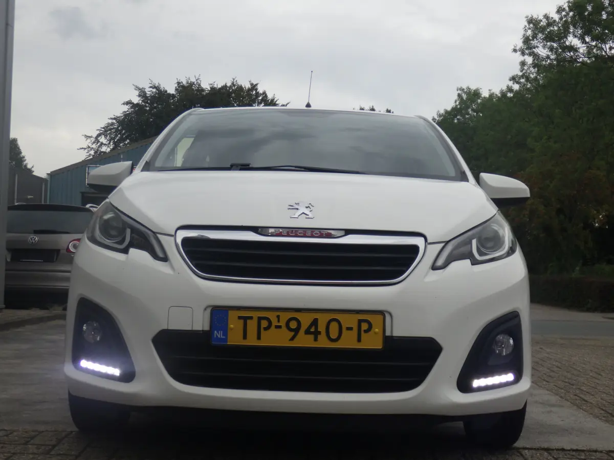 1.0 e-VTi Active TOP, Airco, 5 DRS, NL/NAP NW APK!