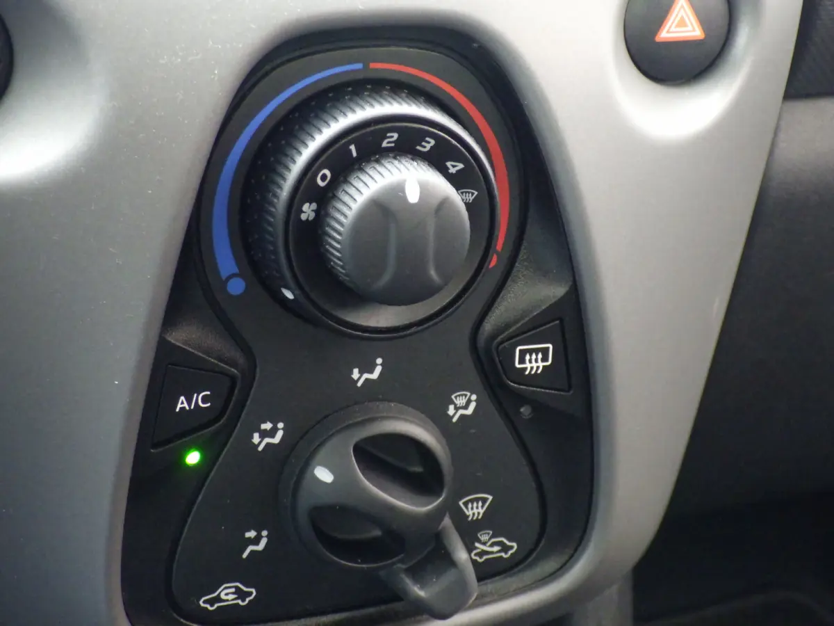 1.0 e-VTi Active TOP, Airco, 5 DRS, NL/NAP NW APK!