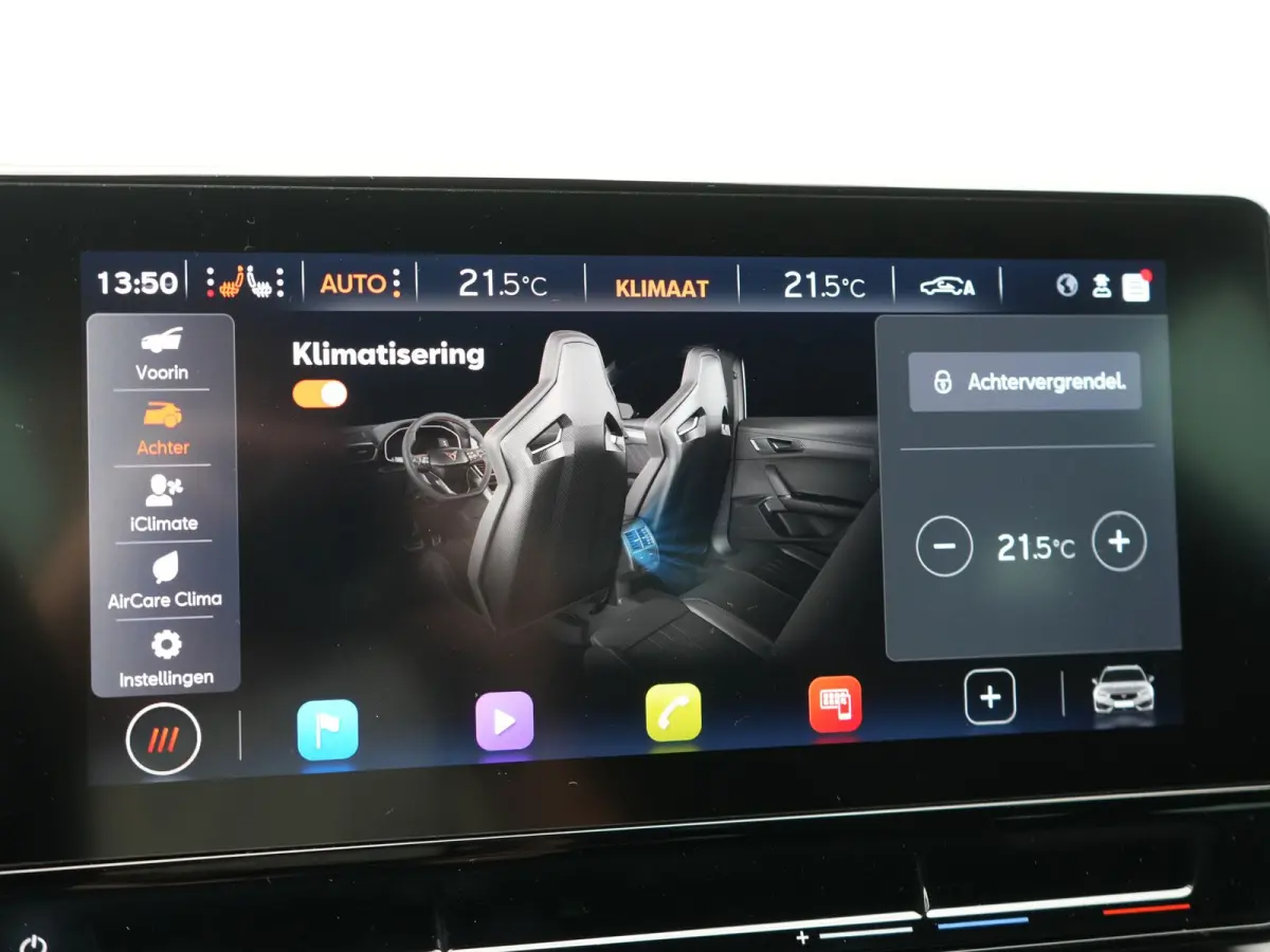 1.4 e-Hybrid VZ PHEV 245pk Dealer O.H | Trekhaak Af Fabriek | Camera | Sfeerverlichting | Sportstoelen & Stuur Verwarmd | Apple Carplay | Keyless | Virtual | Navigatie | DAB | 19"L.M | Cruis