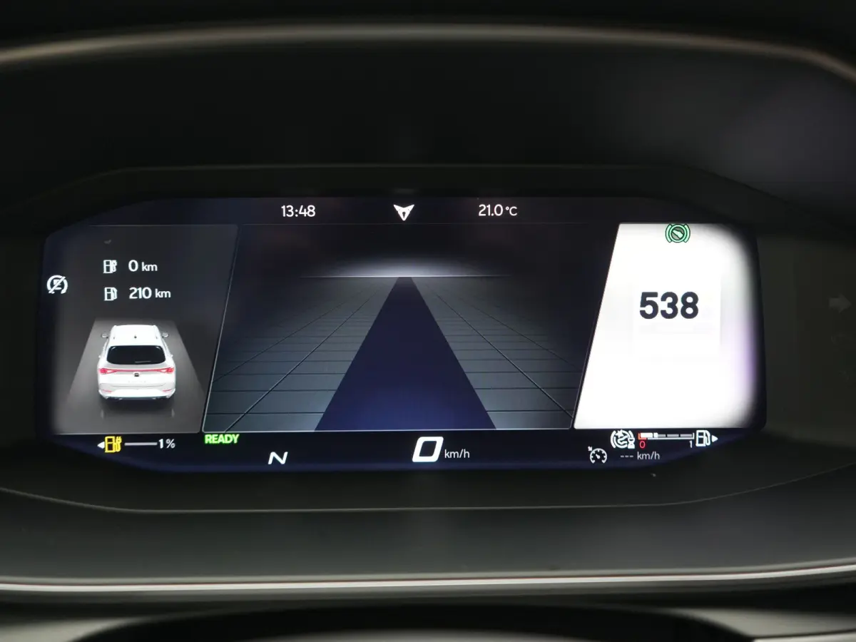1.4 e-Hybrid VZ PHEV 245pk Dealer O.H | Trekhaak Af Fabriek | Camera | Sfeerverlichting | Sportstoelen & Stuur Verwarmd | Apple Carplay | Keyless | Virtual | Navigatie | DAB | 19"L.M | Cruis