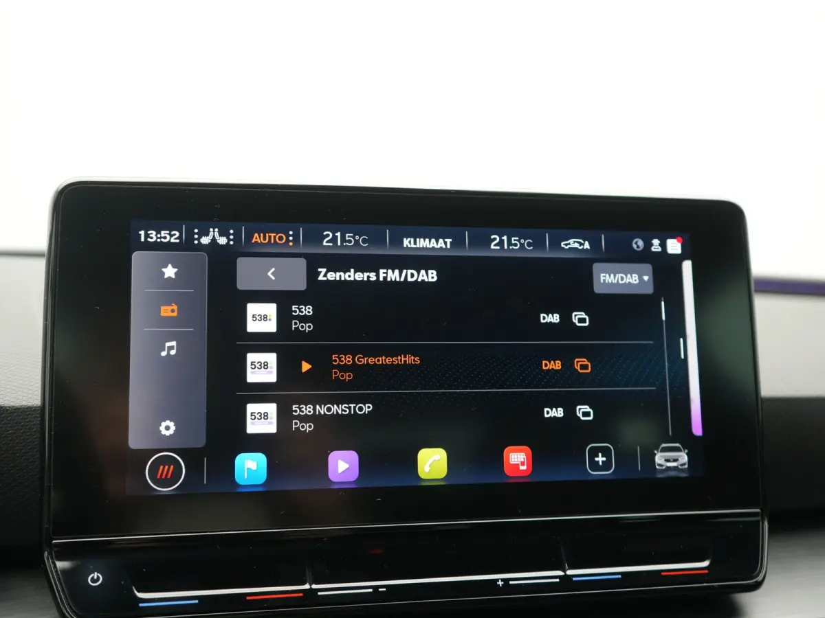 1.4 e-Hybrid VZ PHEV 245pk Dealer O.H | Trekhaak Af Fabriek | Camera | Sfeerverlichting | Sportstoelen & Stuur Verwarmd | Apple Carplay | Keyless | Virtual | Navigatie | DAB | 19"L.M | Cruis