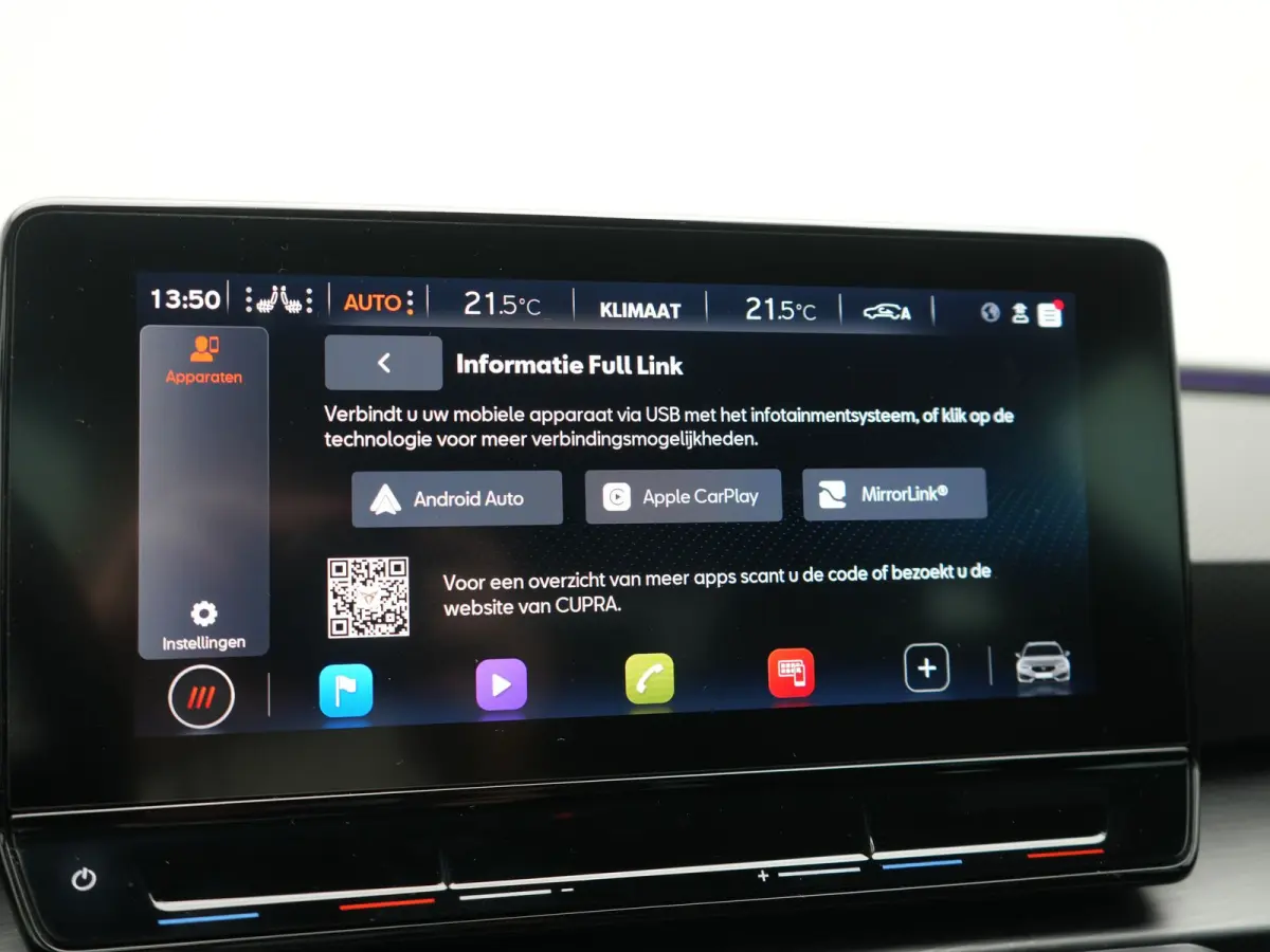 1.4 e-Hybrid VZ PHEV 245pk Dealer O.H | Trekhaak Af Fabriek | Camera | Sfeerverlichting | Sportstoelen & Stuur Verwarmd | Apple Carplay | Keyless | Virtual | Navigatie | DAB | 19"L.M | Cruis